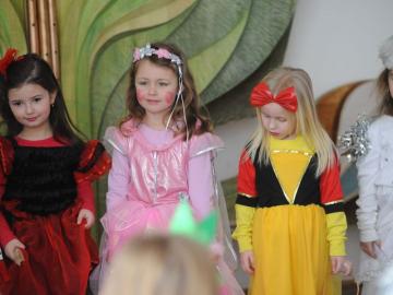 Karneval detí MŠ 2009 Karneval detí MŠ 2009