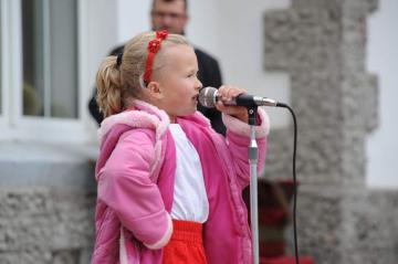 Slávnostné odovzdávanie hasičského vozidla 25.10.2011 Slávnostné odovzdávanie hasičského vozidla 25.10.2011