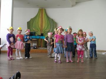 Deň matiek 06.05.2012 Deň matiek 06.05.2012