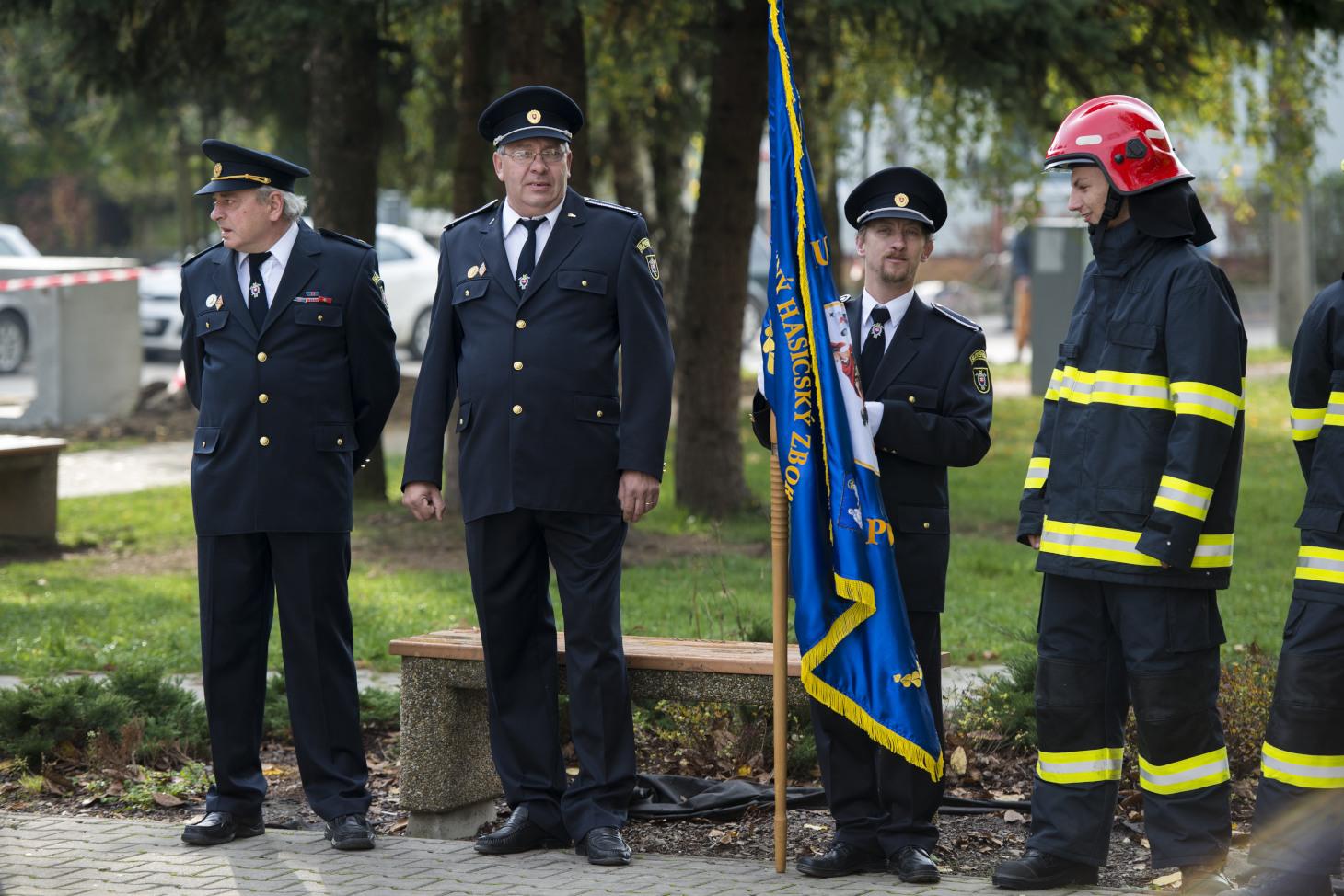 Fotogaléria Odovzdanie hasičského vozidla 25.10.2015 (123) Odovzdanie hasičského vozidla 25.10.2015